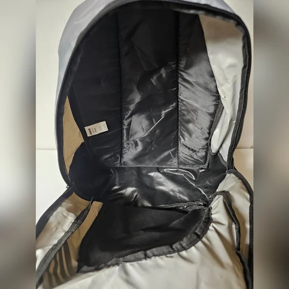 Vintage 1990's (L) Oakland Raiders Pro Line Starter Zip-Up Jacket & Backpack